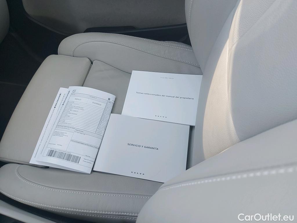  Volvo  XC 40 VOLVO XC40 / 2021 / 5P / todoterreno 1.5 T4 Twin Recharge Core Auto #16