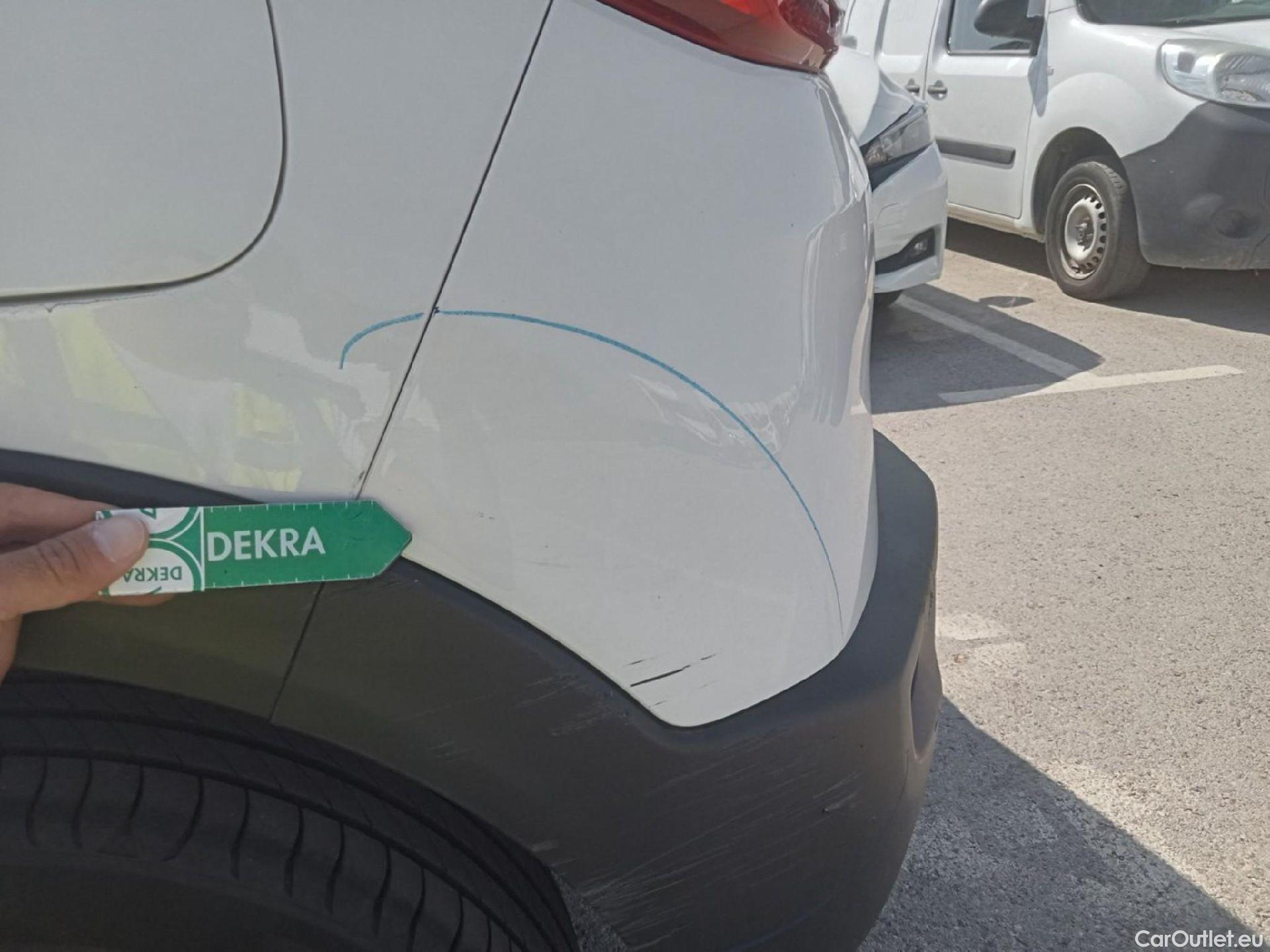 KIA  STONIC KIA  / 2017 / 5P / todoterreno 1.0 T-GDi 74kW (100CV) MHEV MT Business #18