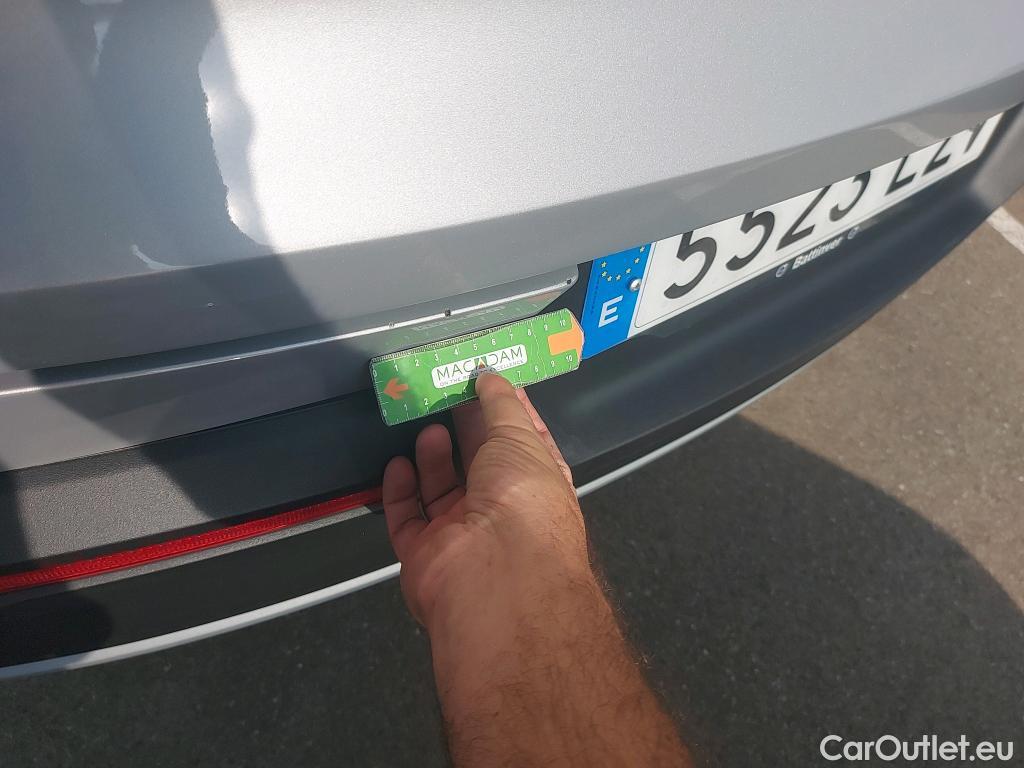  Volvo  XC 40 VOLVO XC40 / 2021 / 5P / todoterreno 1.5 T4 Twin Recharge Core Auto #21