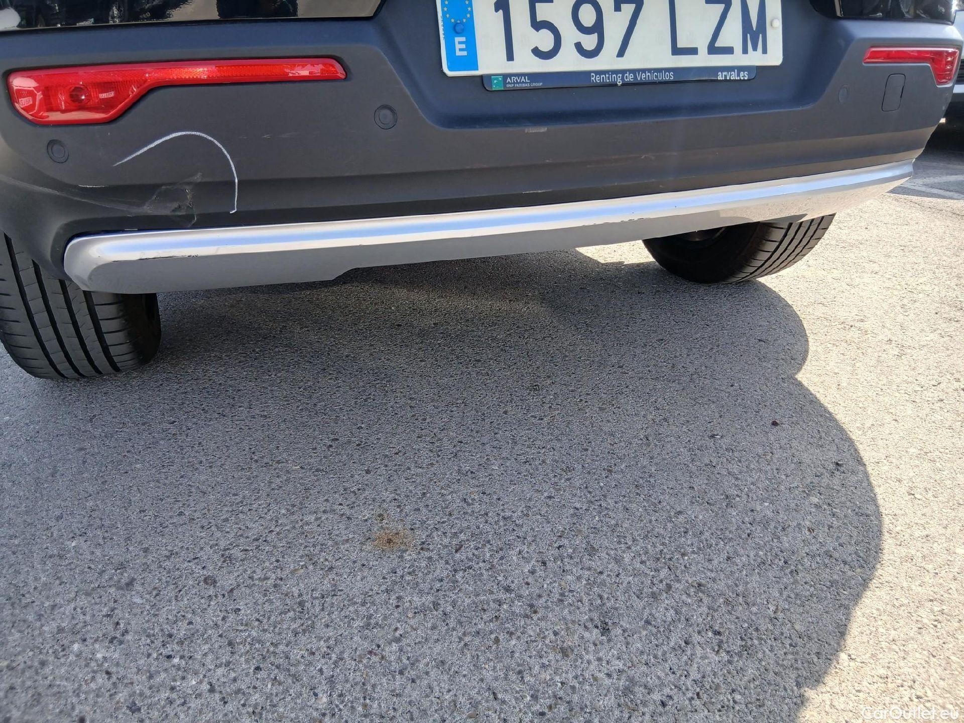  Volvo  XC 40 VOLVO XC40 / 2021 / 5P / todoterreno 1.5 T4 Recharge PHEV Essential Auto #29