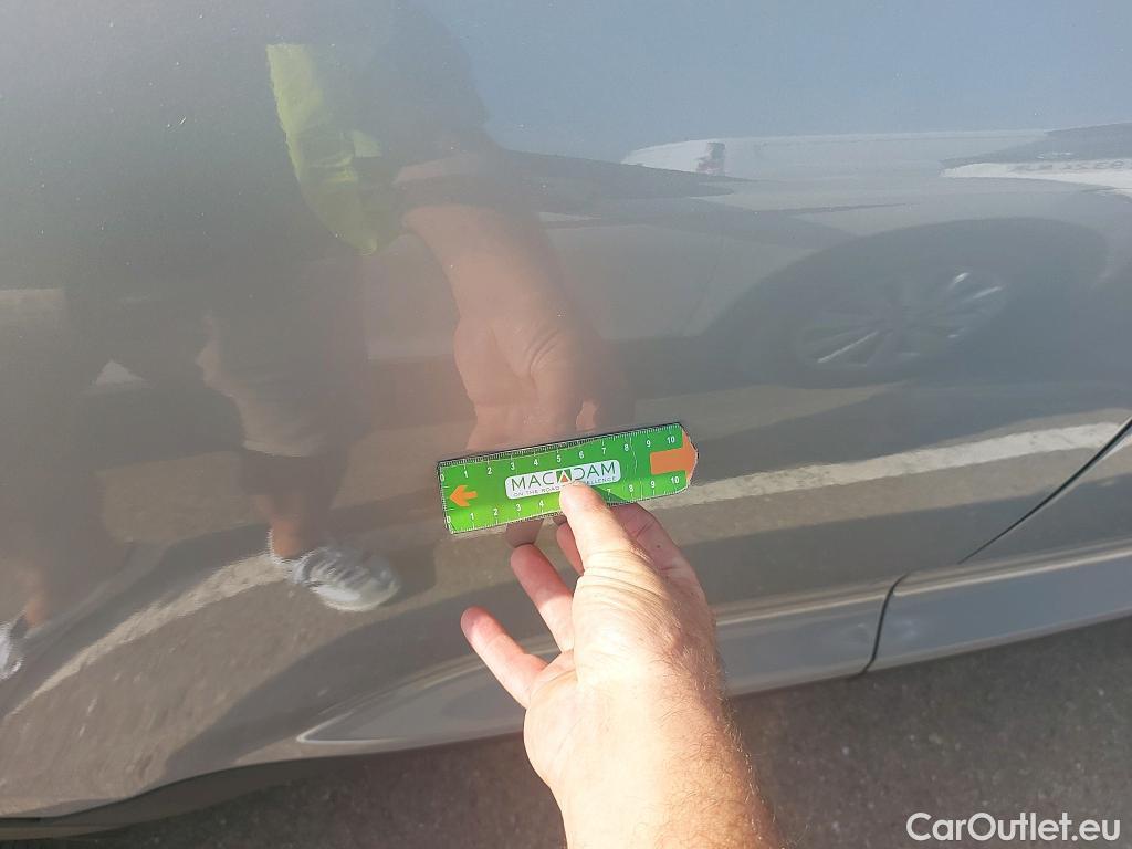  Volvo  XC 40 VOLVO XC40 / 2021 / 5P / todoterreno 1.5 T4 Twin Recharge Core Auto #13