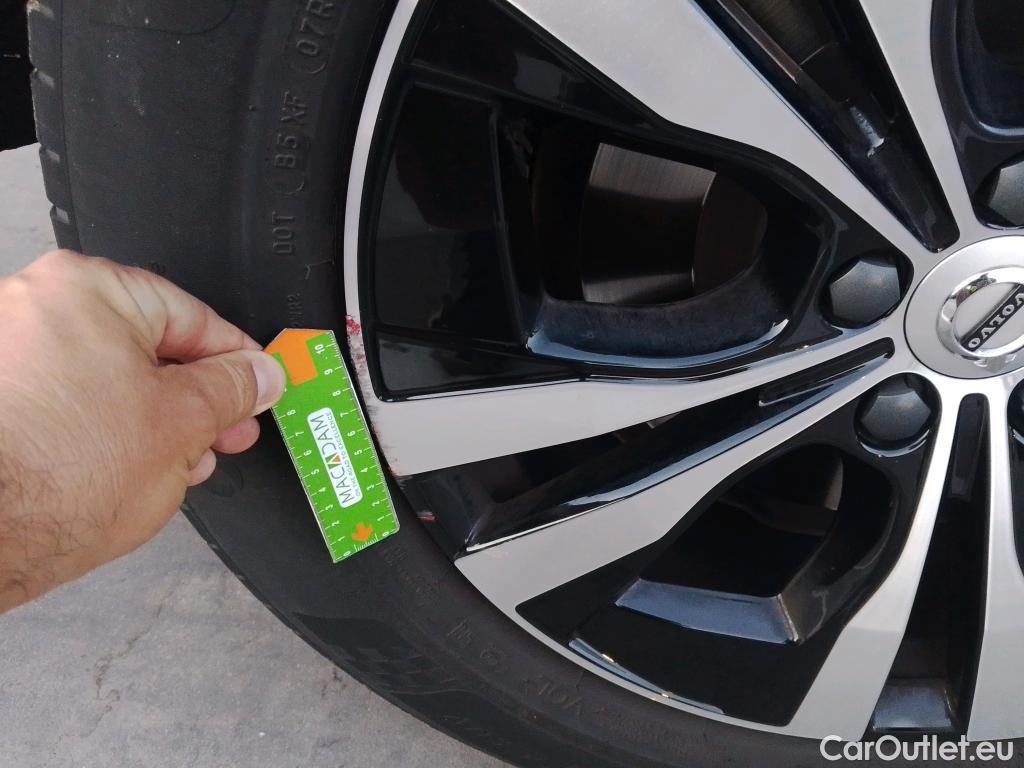  Volvo  XC60 VOLVO  2.0 T6 AWD Recharge Core Auto #14