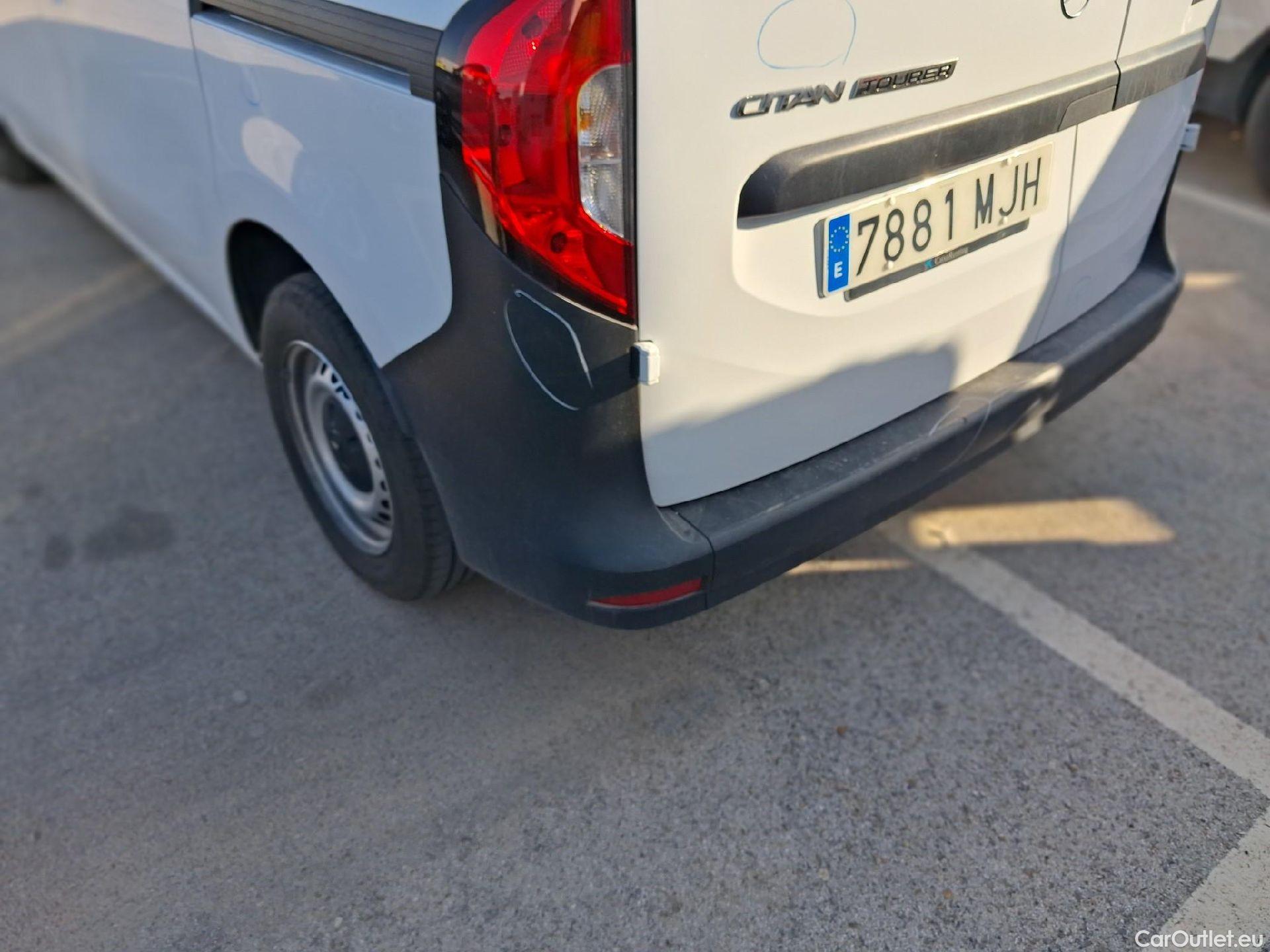 Mercedes  Citan MERCEDES-BENZ  / 2021 / 5P / monovolumen compacto 110 CDI 70kW Tourer Base Largo #42