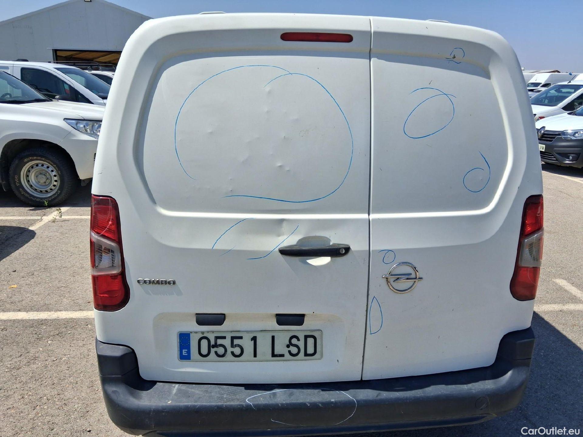  Opel  Combo OPEL  / 2018 / 3P / furgón derivado de turismo 1.5 TD 56kW (75CV) Express L H1 650kg #56