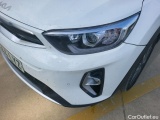  KIA  STONIC KIA  / 2017 / 5P / todoterreno 1.0 T-GDi 88kW (120CV) MHEV iMT Drive #16