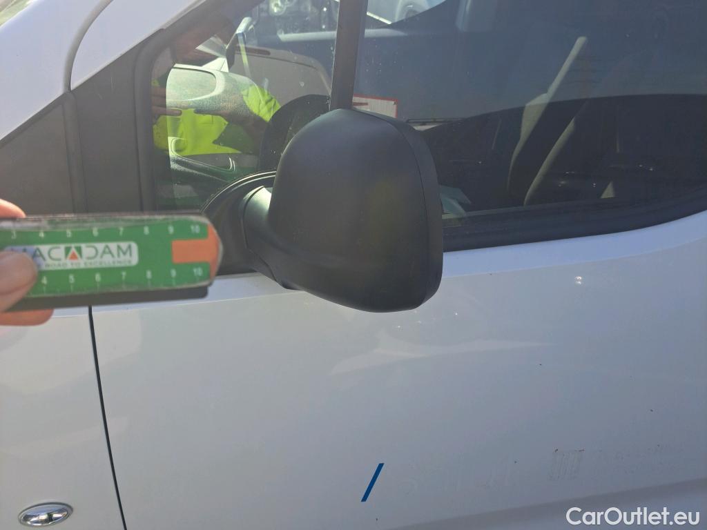  Citroen  Berlingo CITROEN  / 2018 / 4P / furgón derivado de turismo Talla M BlueHDi 100 #49