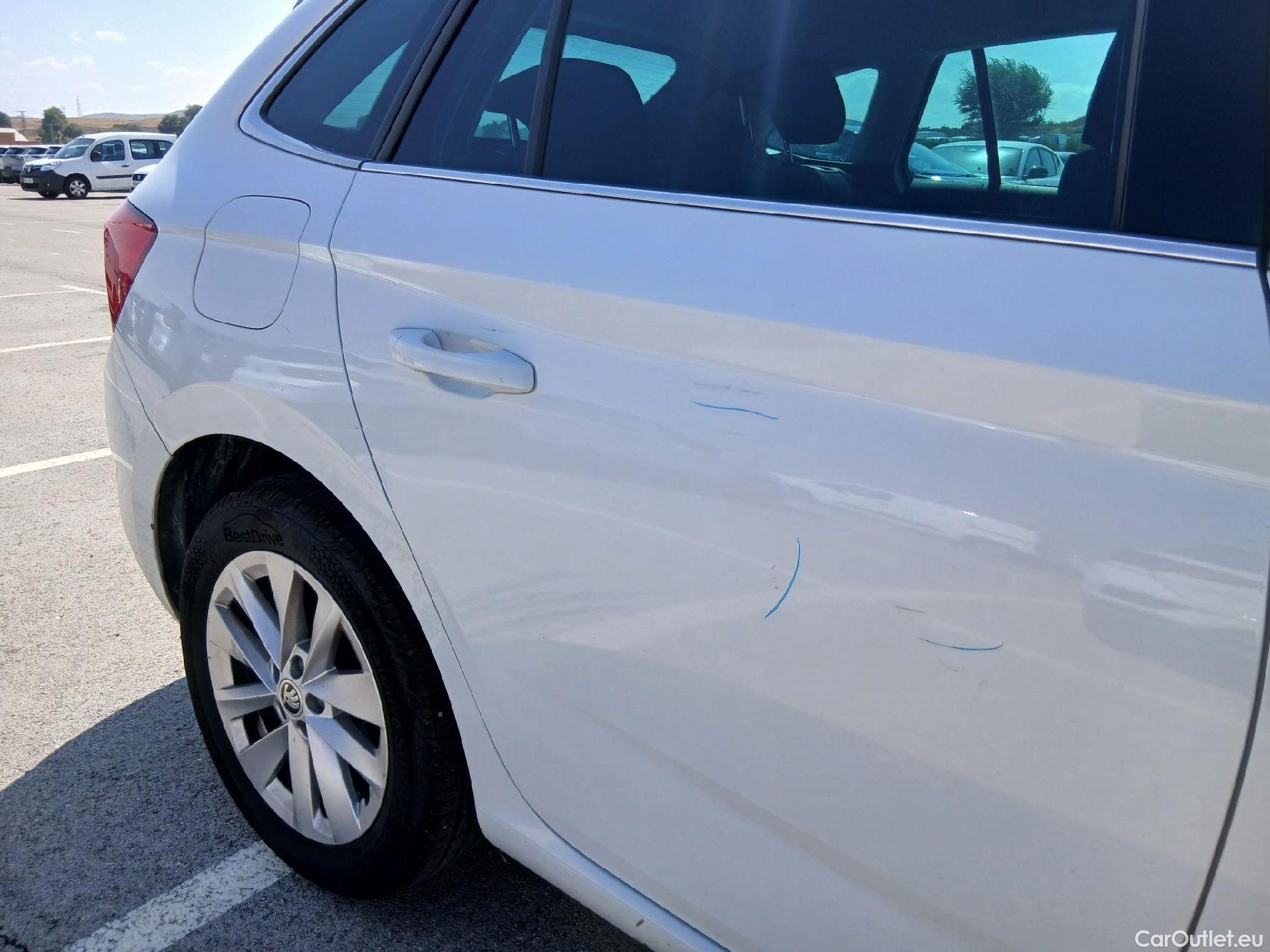  Skoda  Scala SKODA  / 2019 / 5P / berlina con portón 1.0 TSI 81KW (110 CV) Ambition #43
