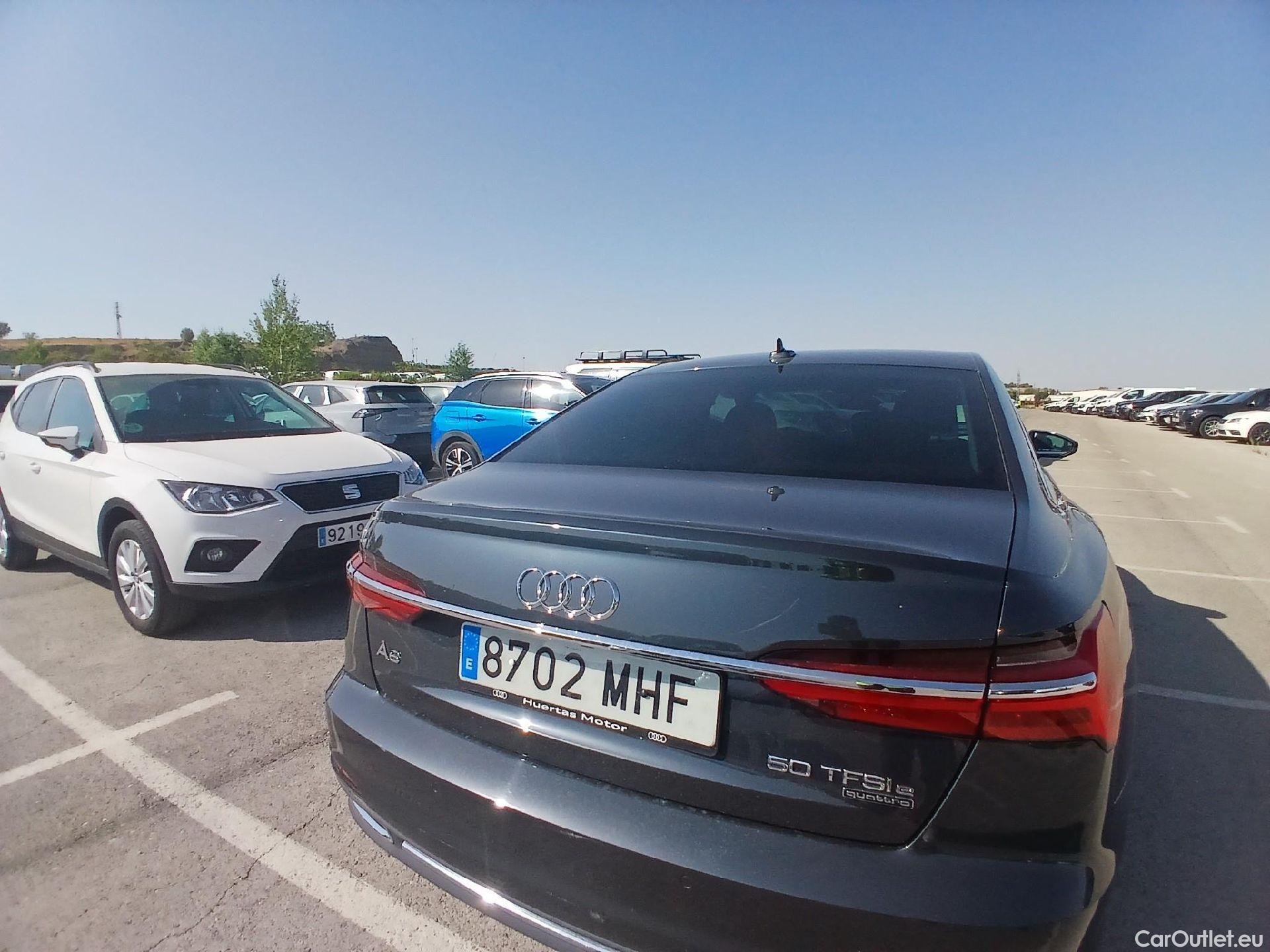  Audi  A6 AUDI  / 2018 / 4P / sedán 50 TFSIe quattro S tronic Sport Competit #18