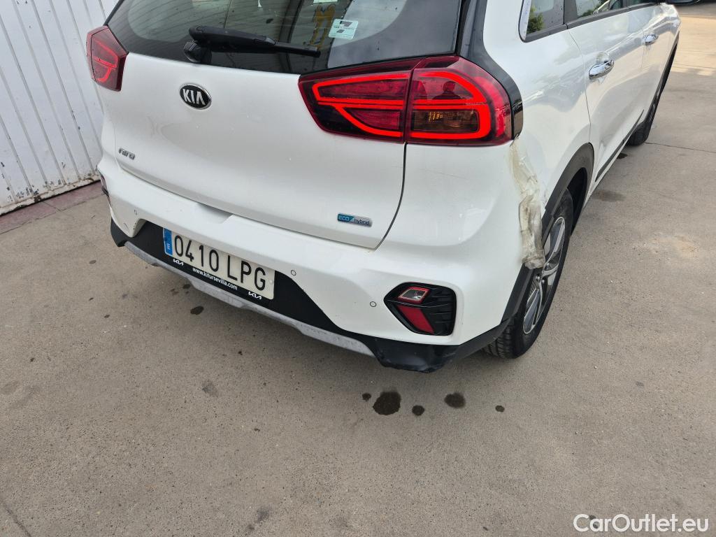  KIA  Niro KIA  / 2019 / 5P / crossover 1.6 GDi HEV 104kW (141CV) Drive #14