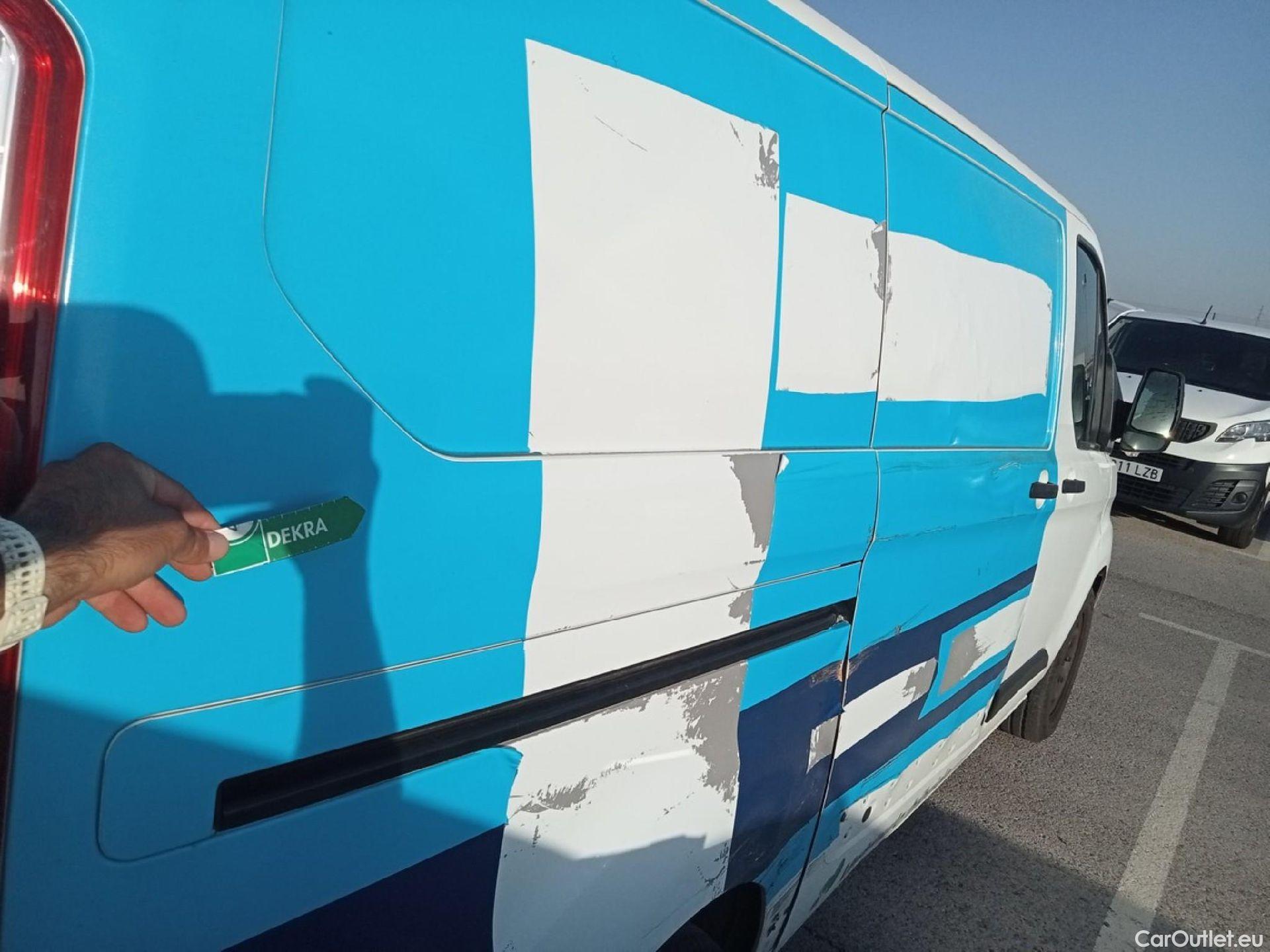  Ford  Transit FORD  Custom / 2012 / 4P / furgón Van 2.0 TDCI 96kW 320 L1 MHEV Trend #42