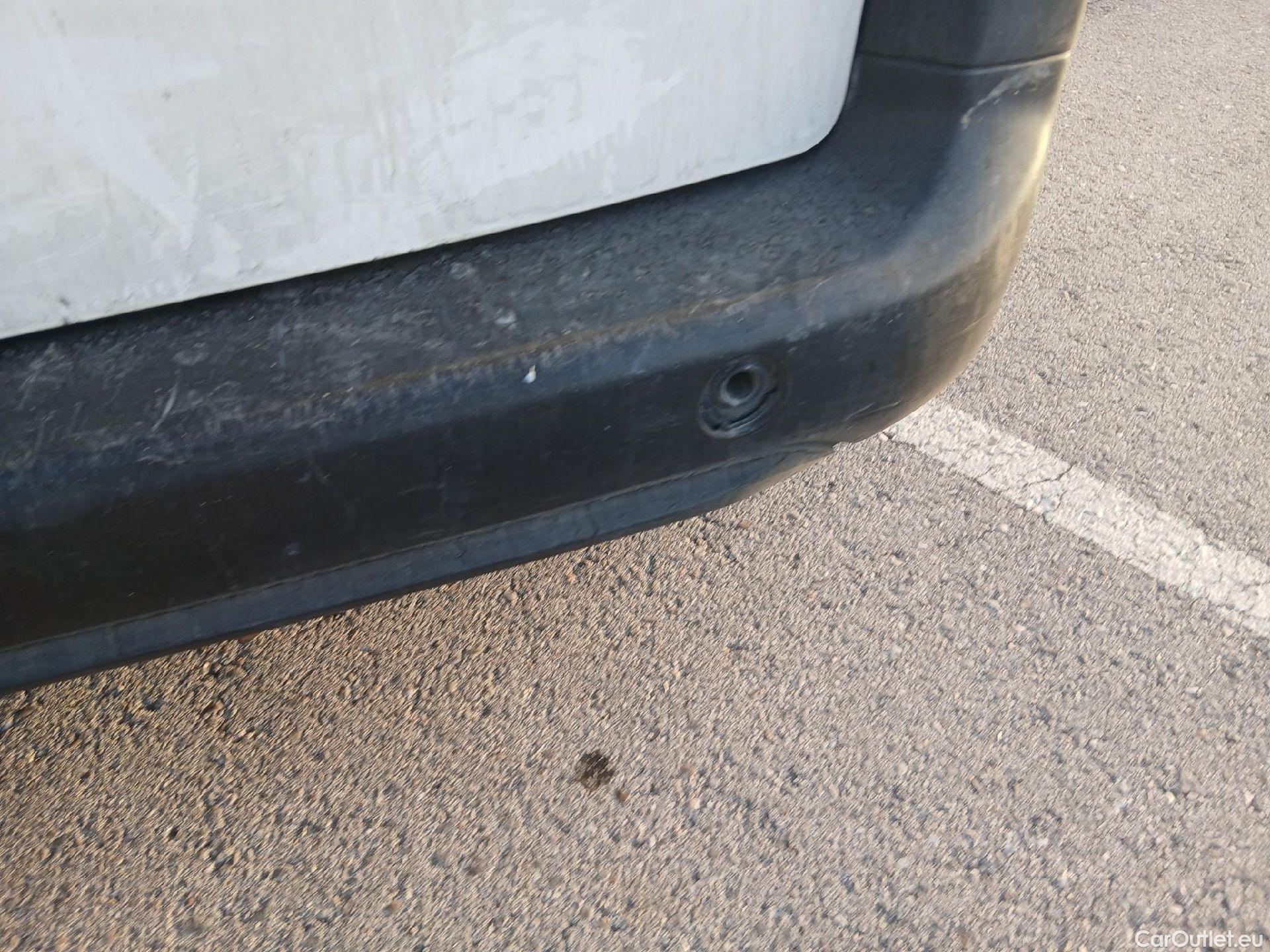 Citroen  Berlingo CITROEN  / 2018 / 3P / furgón derivado de turismo Talla M BlueHDi 100 CONTROL (AC2) #25