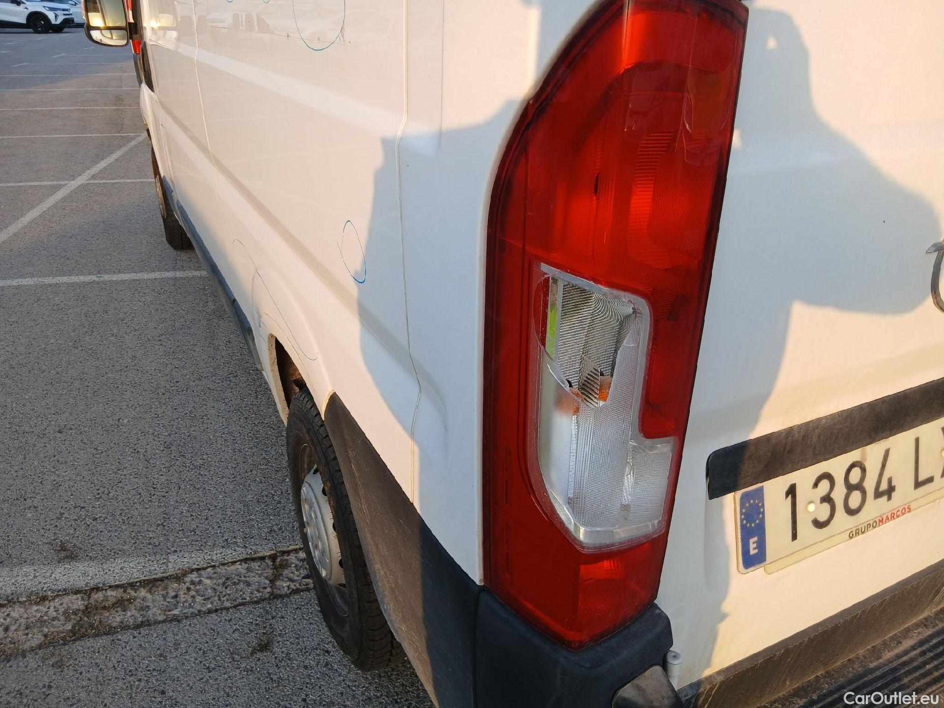  Opel  Movano OPEL  / 2021 / 4P / Furgón Base L2H2 3.5T 2.2 BlueHDi #16