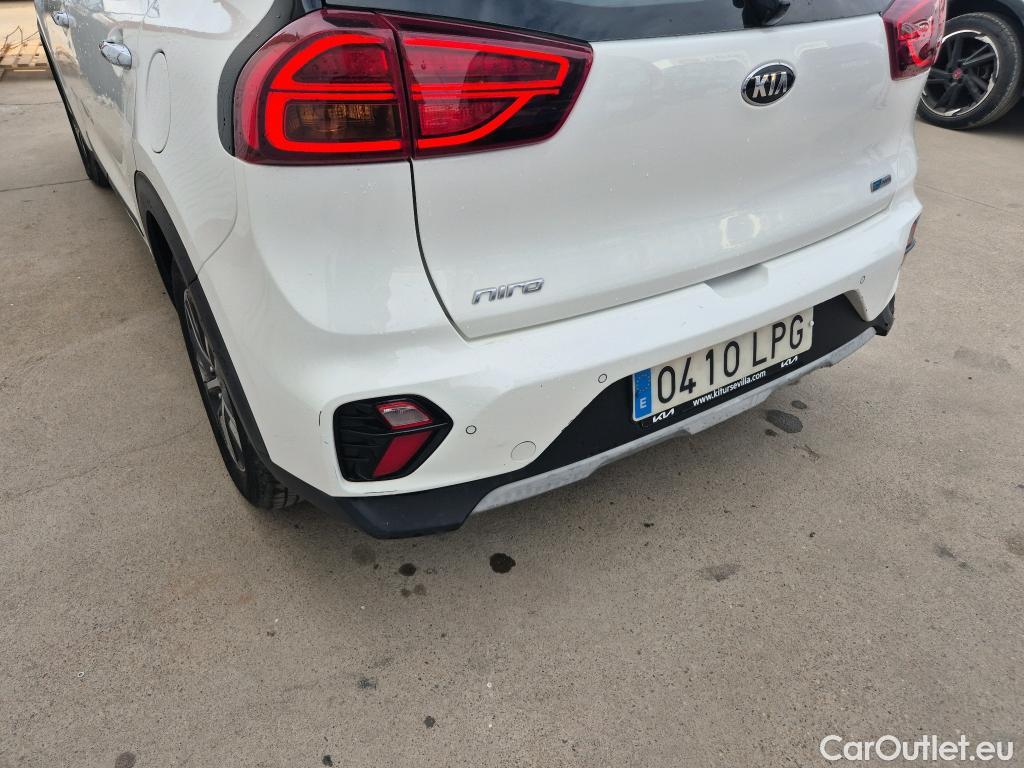  KIA  Niro KIA  / 2019 / 5P / crossover 1.6 GDi HEV 104kW (141CV) Drive #8
