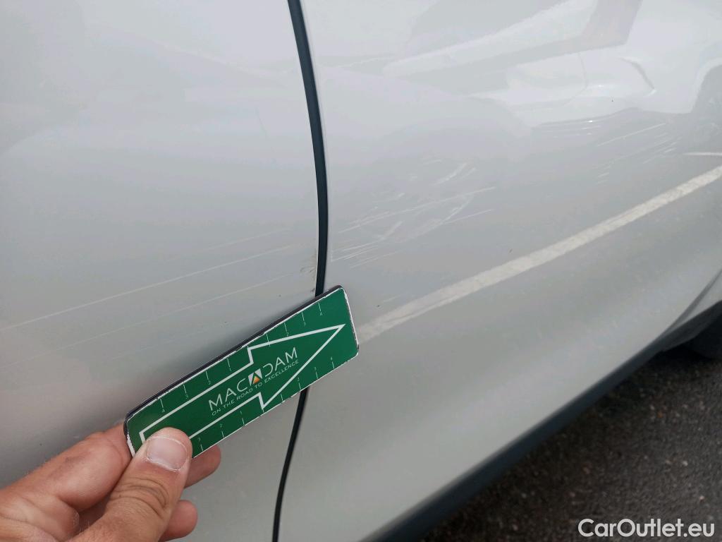  Bmw  X1 BMW  / 2019 / 5P / todoterreno sDrive18d #3