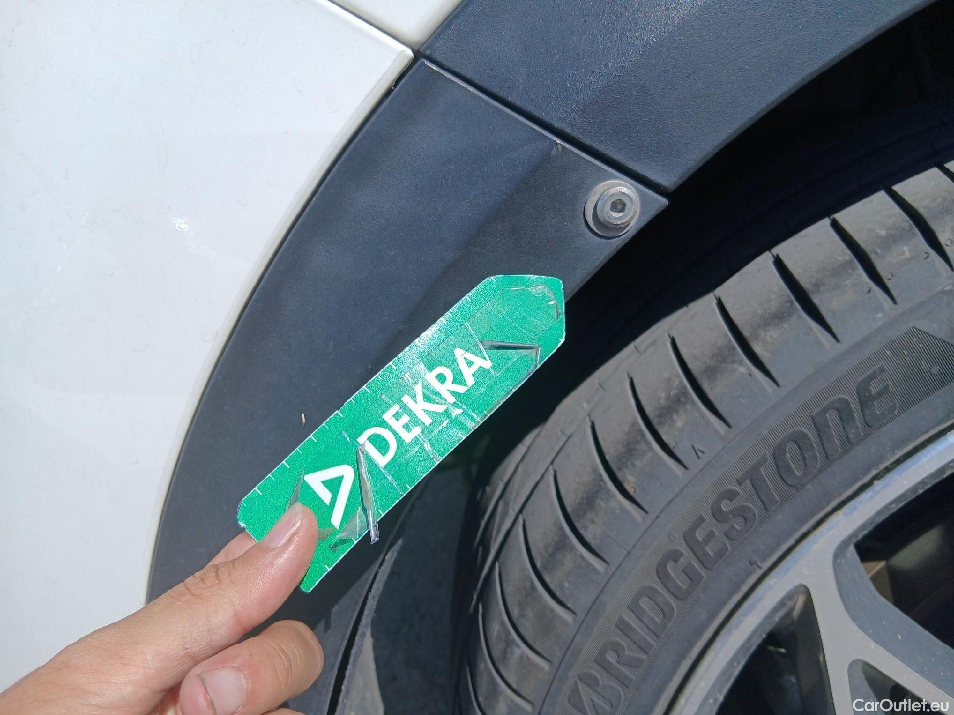  KIA  Niro KIA  / 2019 / 5P / crossover 1.6 GDi HEV 104kW (141CV) Emotion (AC) #41