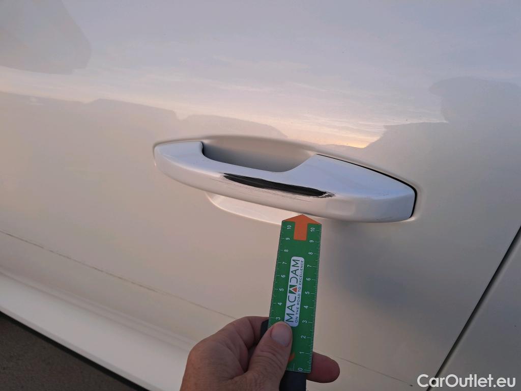  Volvo  XC 40 VOLVO XC40 / 2021 / 5P / todoterreno 1.5 T5 Recharge PHEV Plus Dark Auto #32