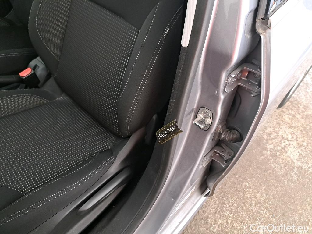  Peugeot  208  Allure Business 1.2 PureTech 110CV BVM6 E6dT #13