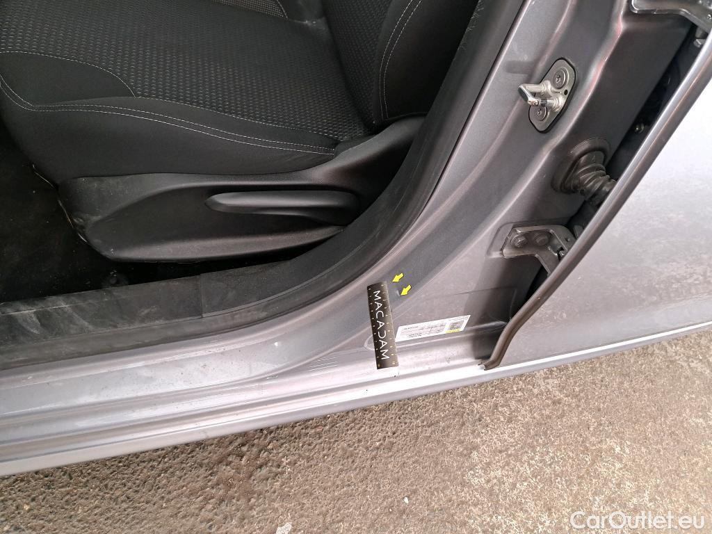 Peugeot  208  Allure Business 1.2 PureTech 110CV BVM6 E6dT #11