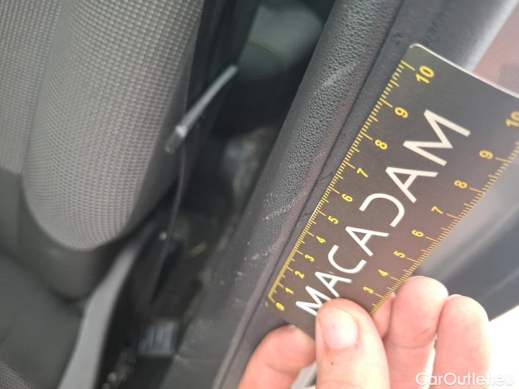  Citroen  C3  Plus 1.2 PureTech 80CV BVM5 6E #4