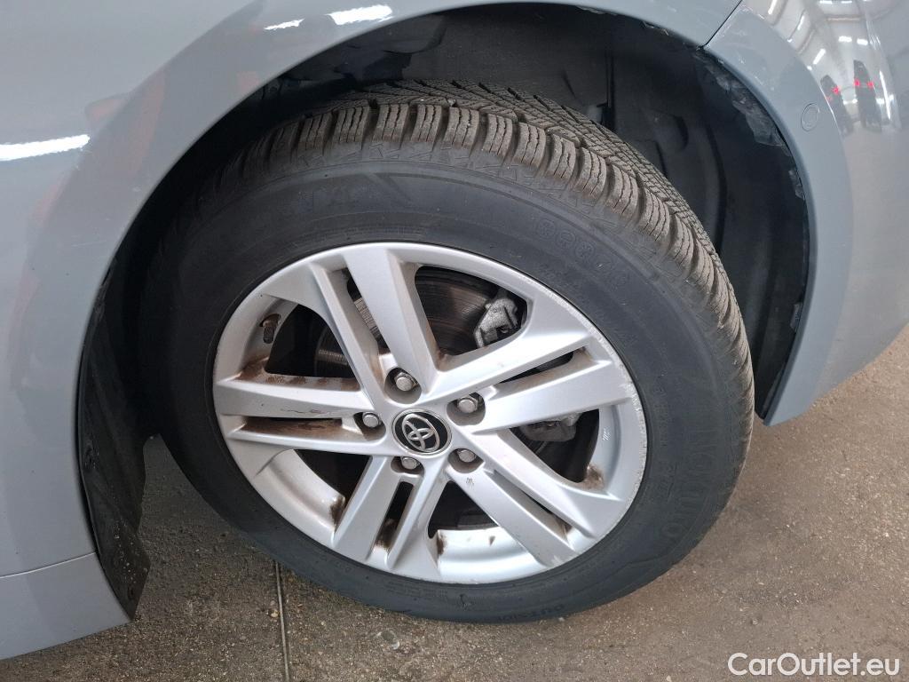  Toyota  Corolla TOYOTA  / 2018 / 5P / Berline Hybride 122h Dynamic Business Stage Acad #35