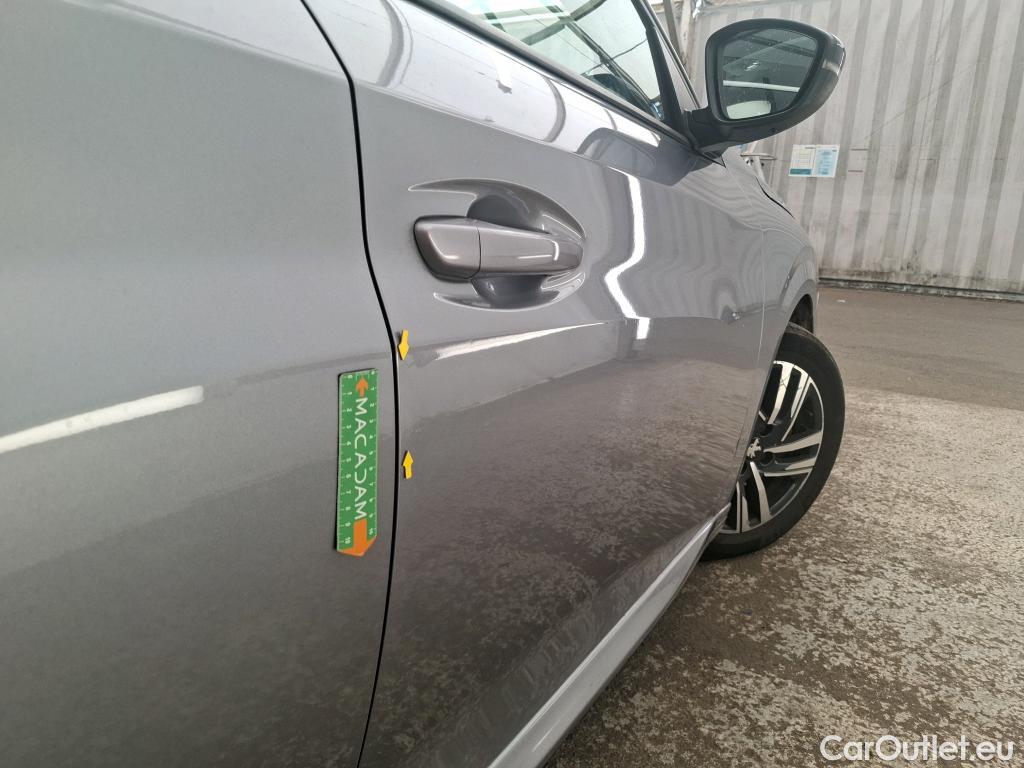 Peugeot  208  Allure Pack 1.2 PureTech 100CV BVM6 E6d #1