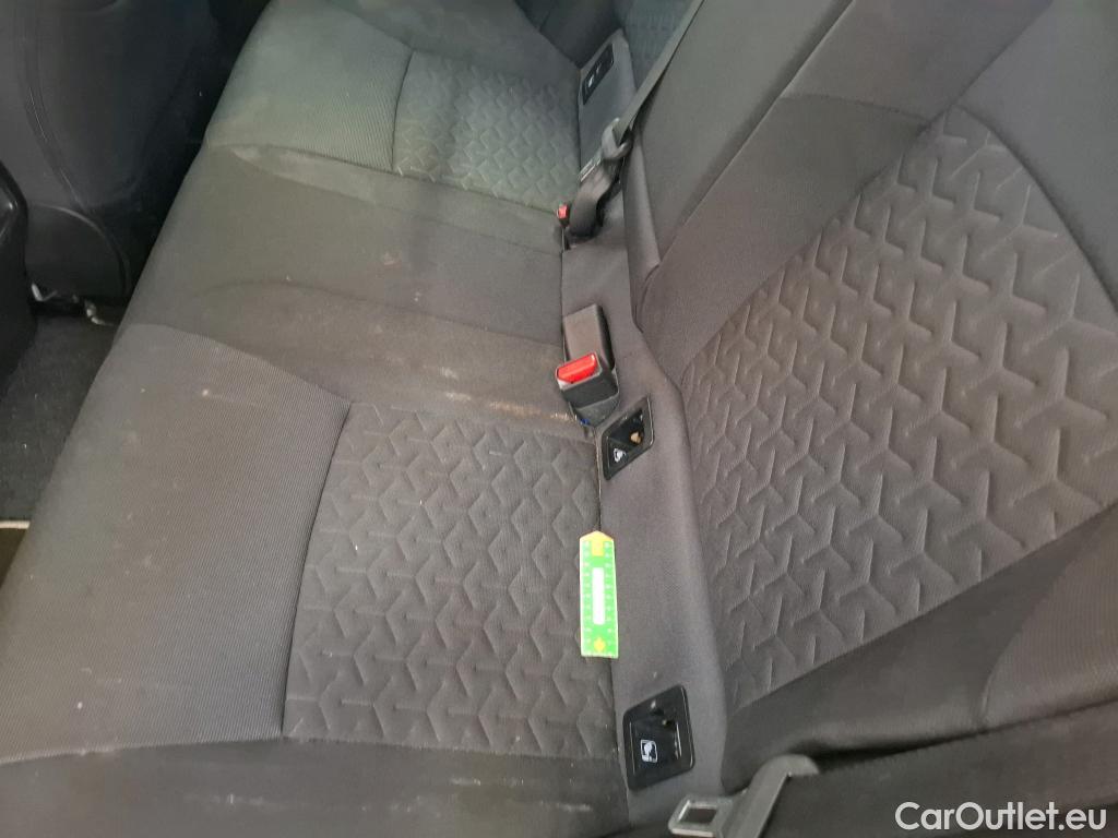 Toyota  Corolla TOYOTA  / 2018 / 5P / Berline Hybride 122h Dynamic Business Stage Acad #50