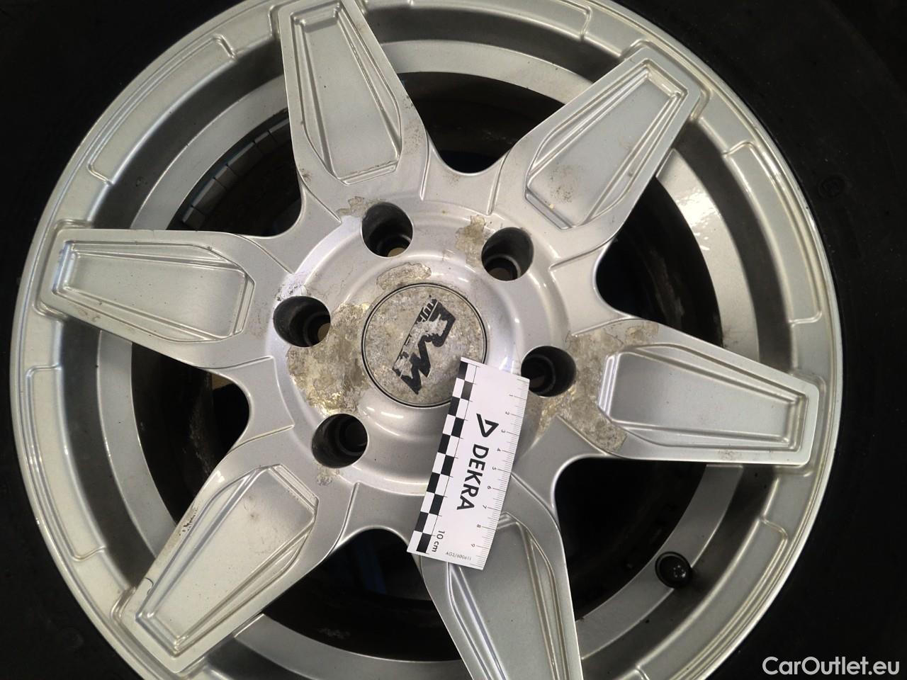  Isuzu  D-Max  1.9 DC XRL Aut 4d #79