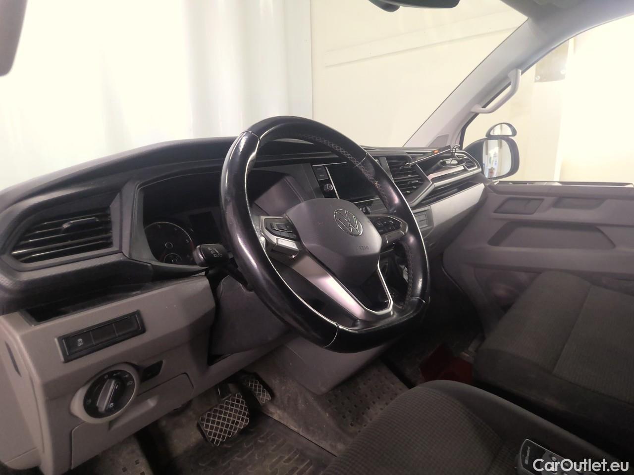  Volkswagen  Transporter T6 TDI 150 28 L1H1 A CV 4M #22