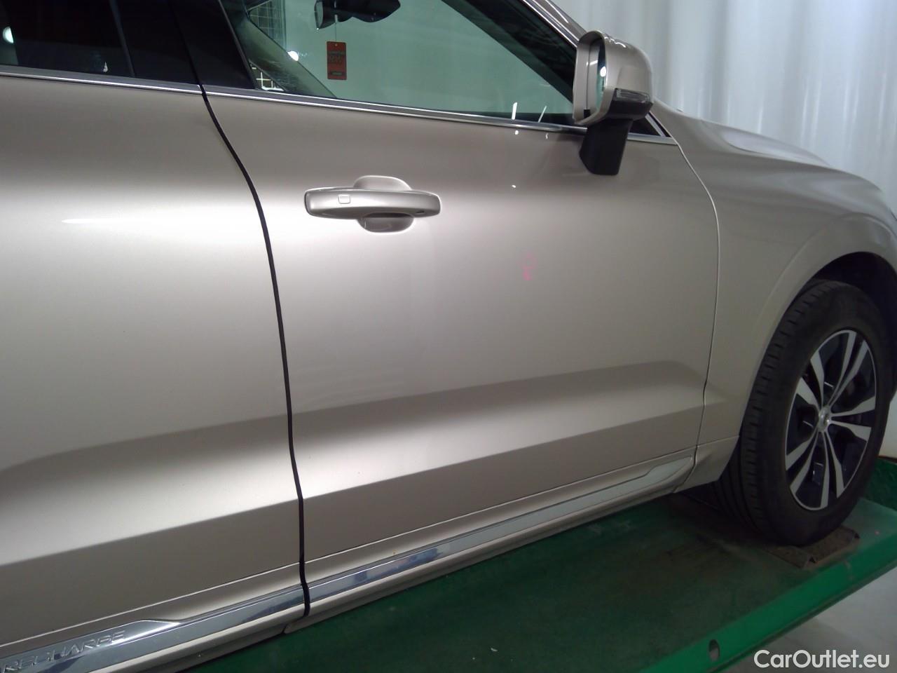  Volvo  XC60  T6 350 Co.Ed.Rec. AWD Aut #11