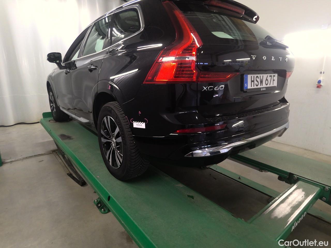  Volvo  XC60  T6 350 Co.Ed.Rec. AWD Aut #9