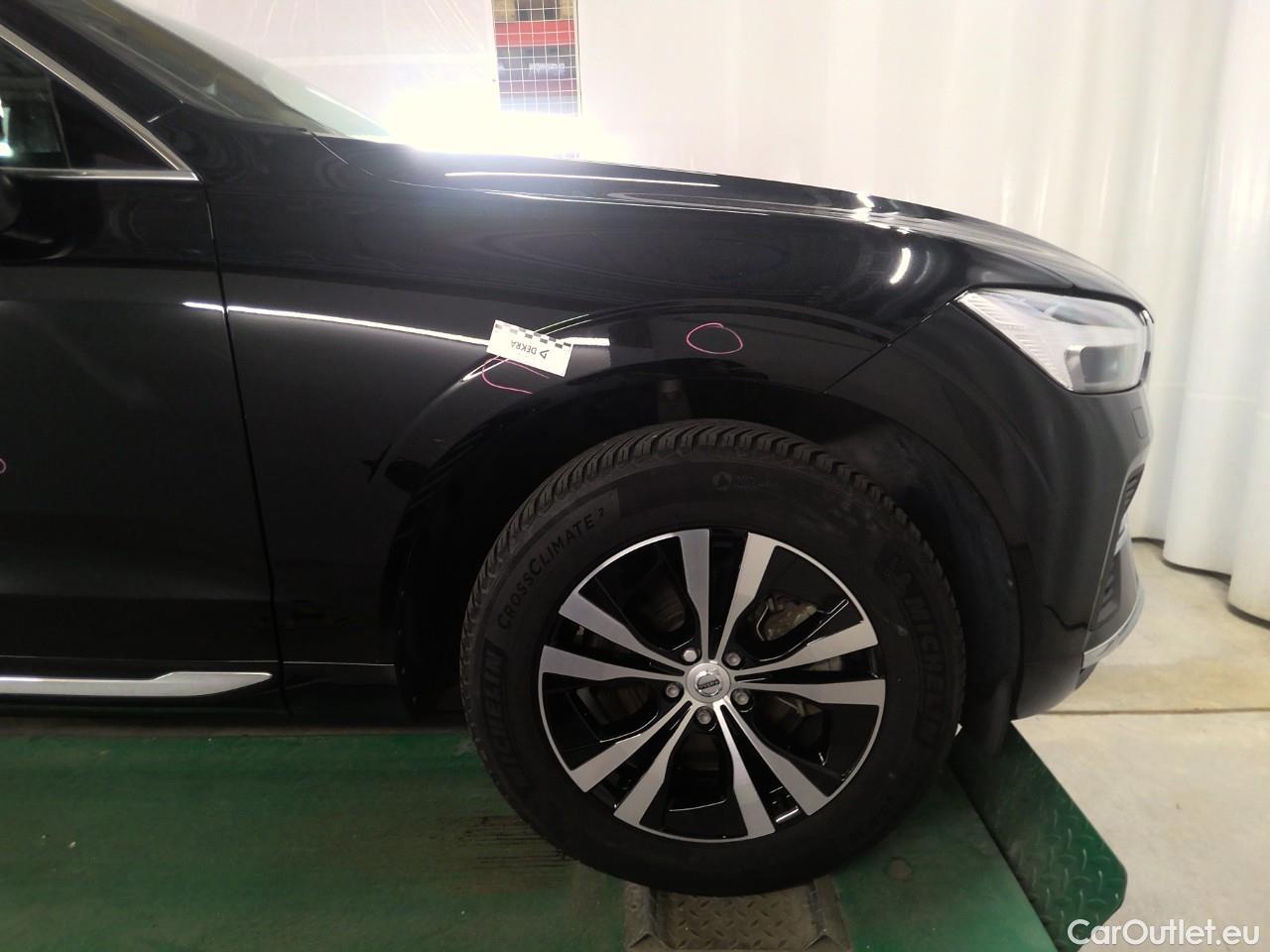  Volvo  XC60  T6 350 Co.Ed.Rec. AWD Aut #1