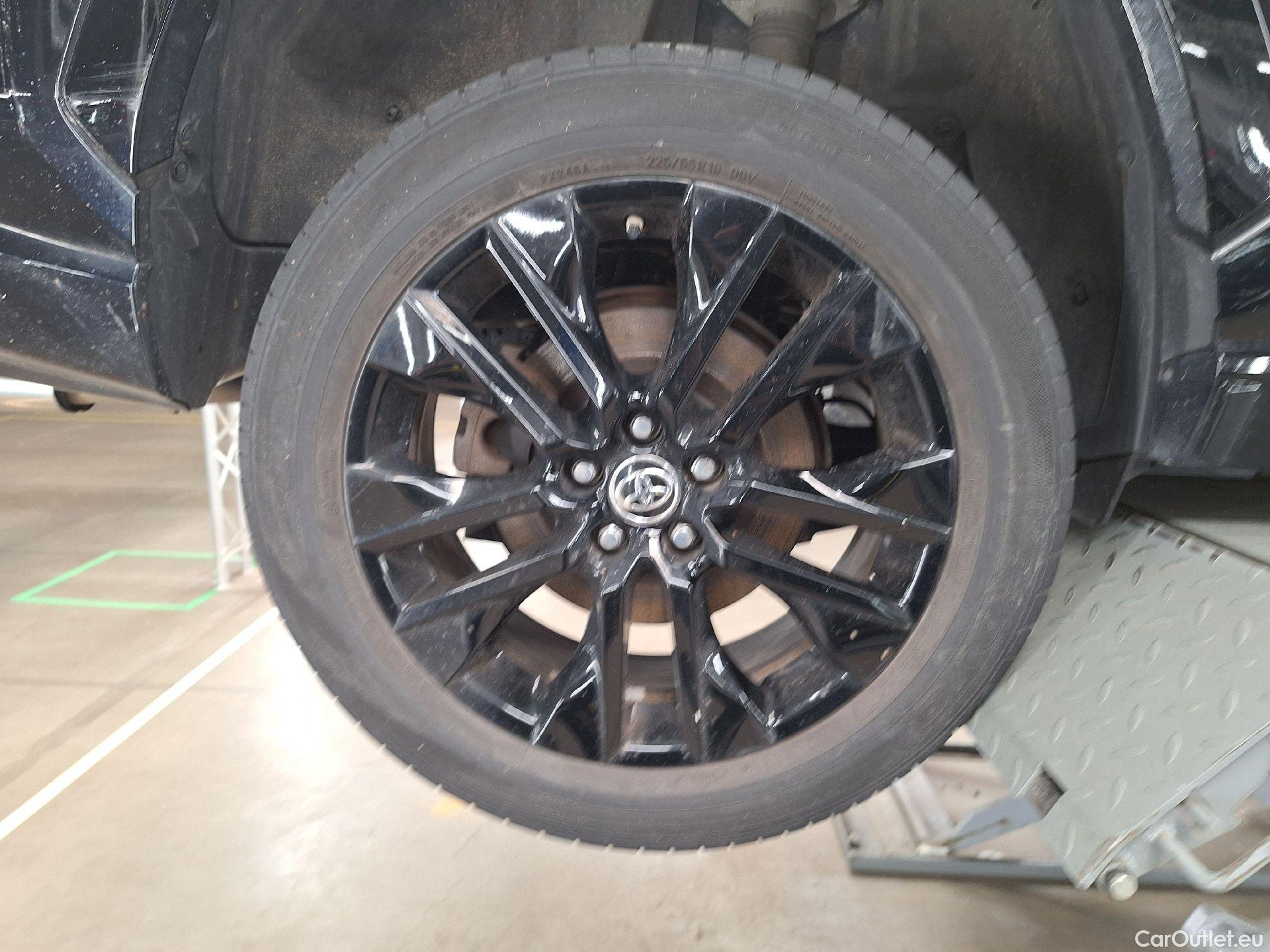  Toyota  RAV4 Toyota,  '18, Toyota  2.5 Hybrid Lithium Black Edition CVT 5 #37