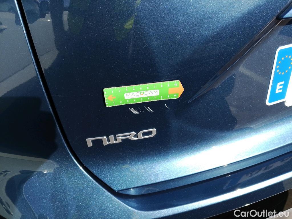  KIA  Niro KIA  / 2022 / 5P / crossover 1.6 GDi PHEV 135kW (183CV) Drive #4