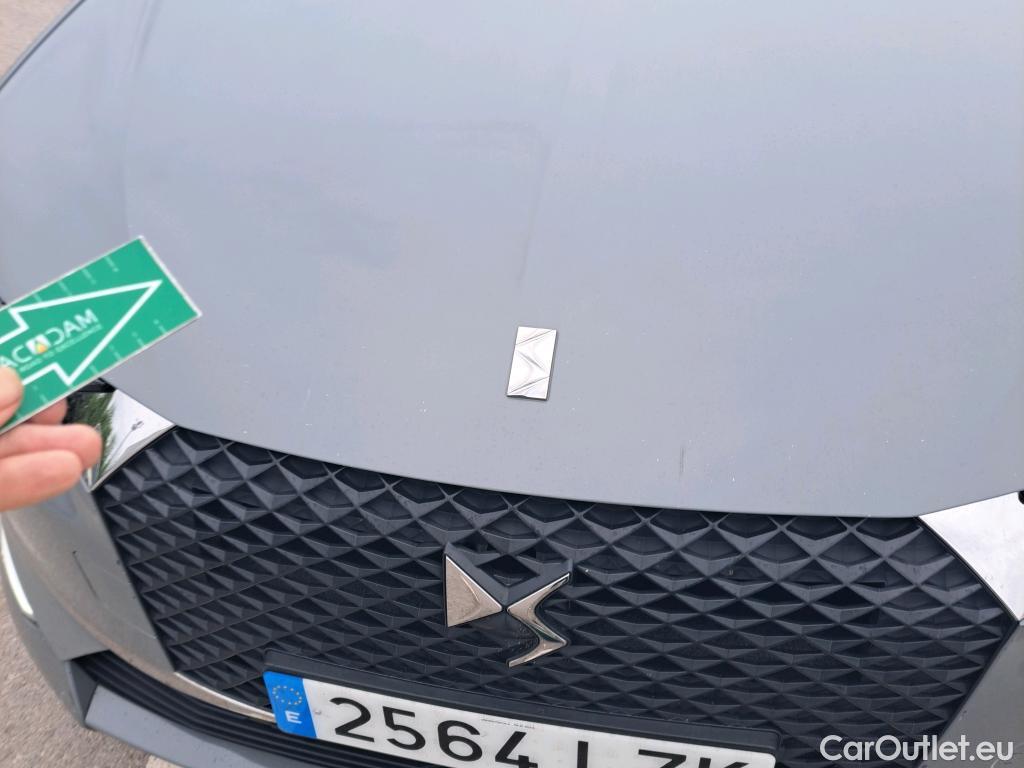  DS  DS4 DS DS 4 / 2021 / 5P / berlina con portón BlueHDi 130 auto BASTILLE + #36