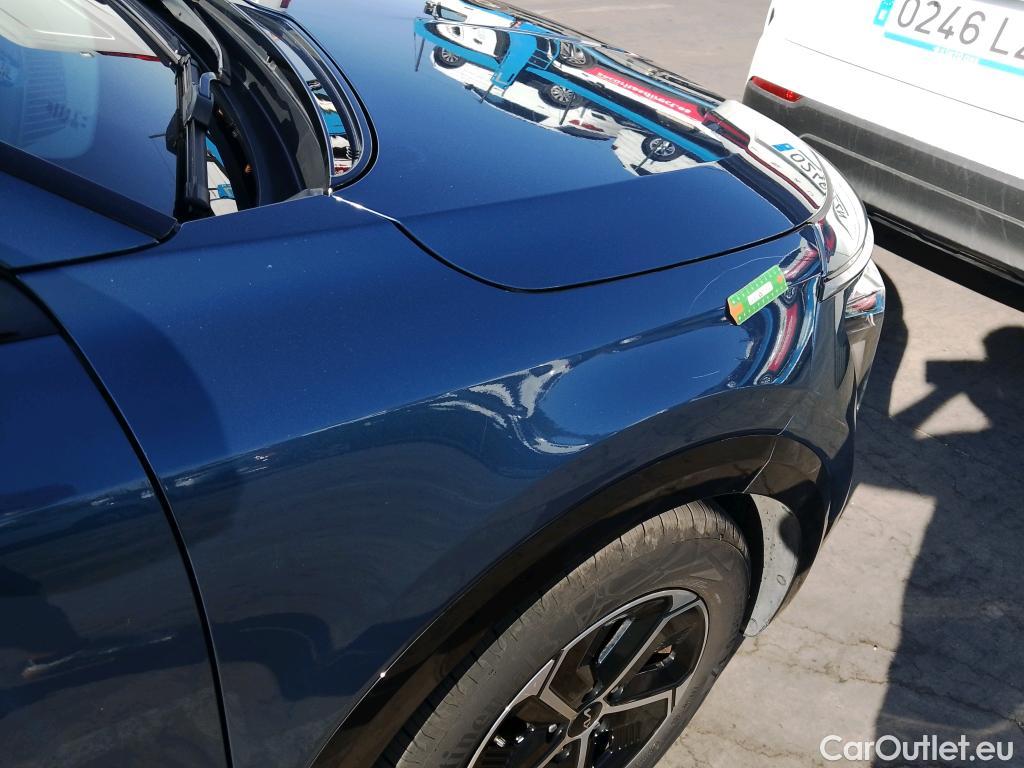  KIA  Niro KIA  / 2022 / 5P / crossover 1.6 GDi PHEV 135kW (183CV) Drive #17