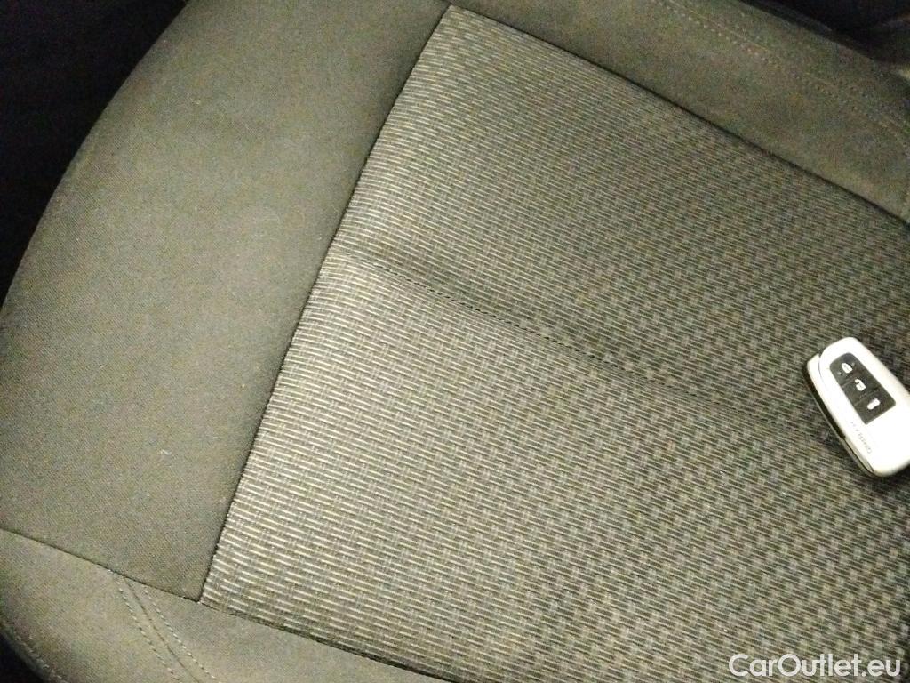  Bmw  X1 BMW  / 2019 / 5P / todoterreno sDrive18d #23