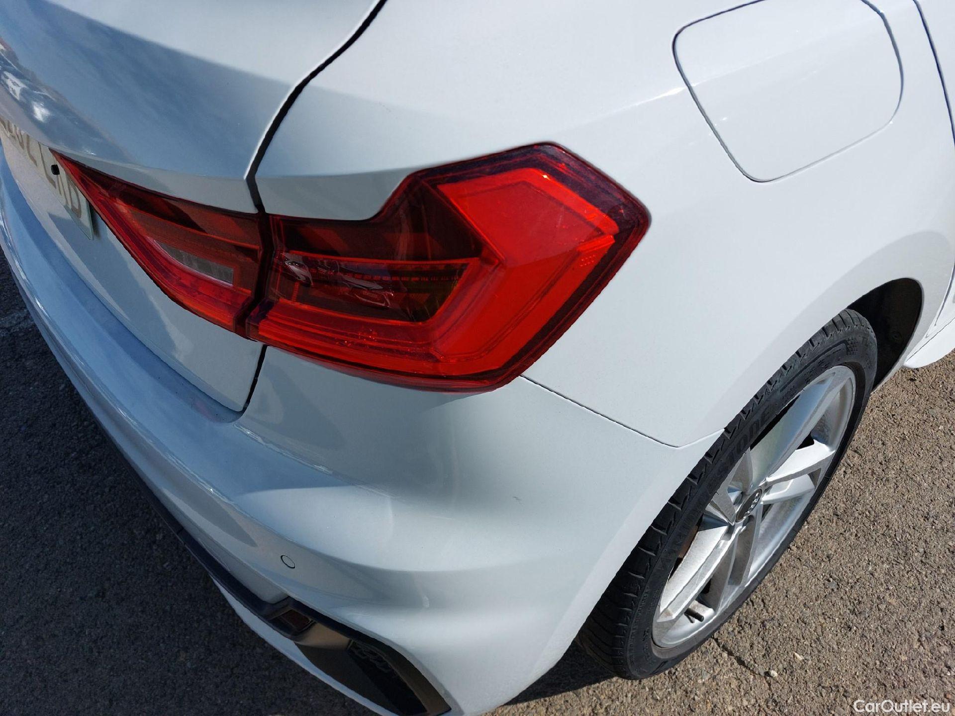  Audi  A1 Sportback AUDI A1 / 2018 / 5P / berlina con portón Sportback S line 30 TFSI 81kW (116CV) (AC) #11