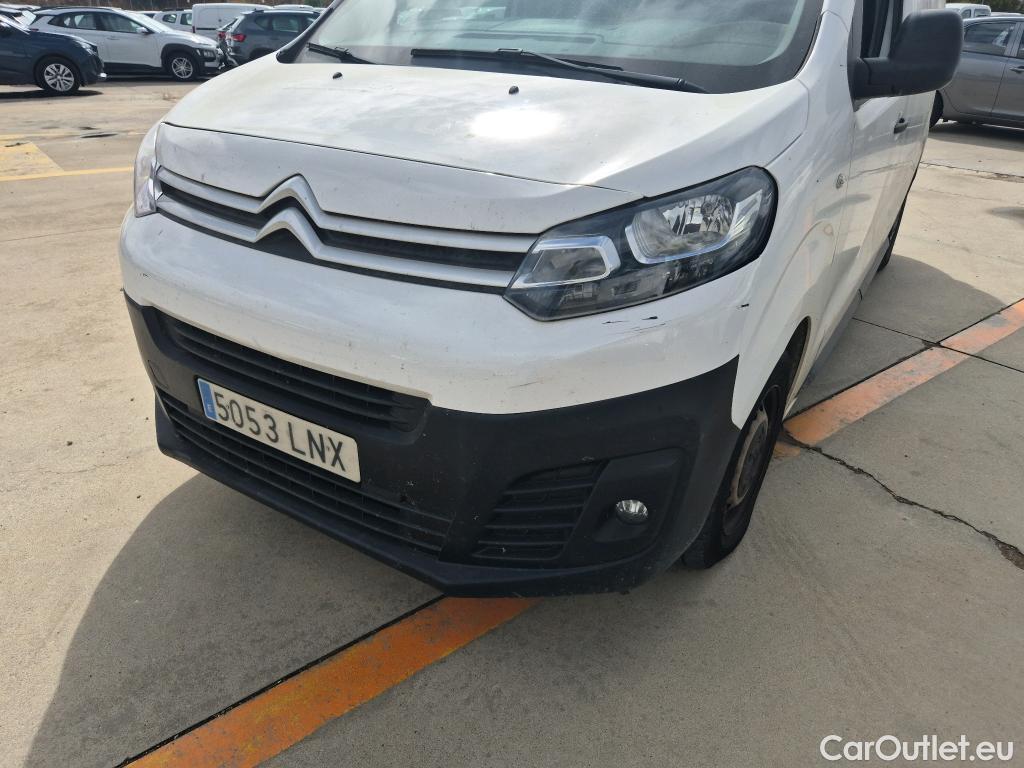  Citroen  Jumpy CITROEN  / 2016 / 4P / furgón Talla M BlueHDi 120 S&S 6v Control ---  Isotermo #26