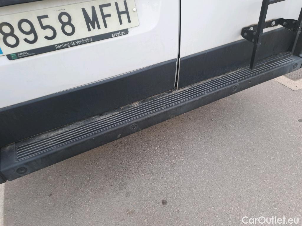  Opel  Movano OPEL  / 2021 / 4P / furgón Furgón Base L2H2 3.5T 2.2 BlueHDi 88kW #30