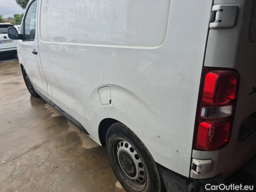  Citroen  Jumpy CITROEN  / 2016 / 4P / furgón Talla M BlueHDi 120 S&S 6v Control #39