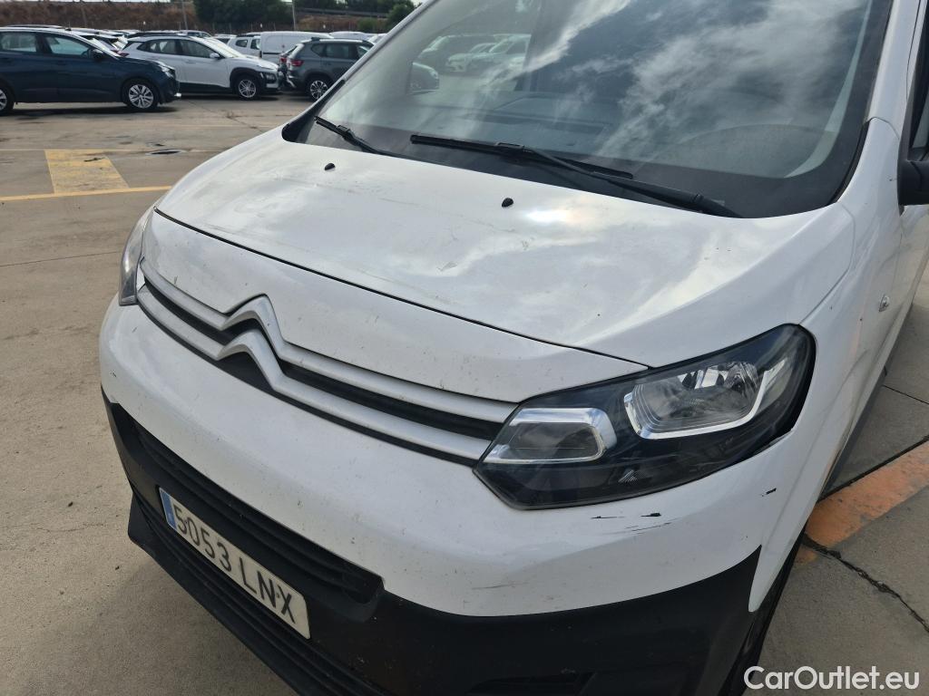  Citroen  Jumpy CITROEN  / 2016 / 4P / furgón Talla M BlueHDi 120 S&S 6v Control ---  Isotermo #11