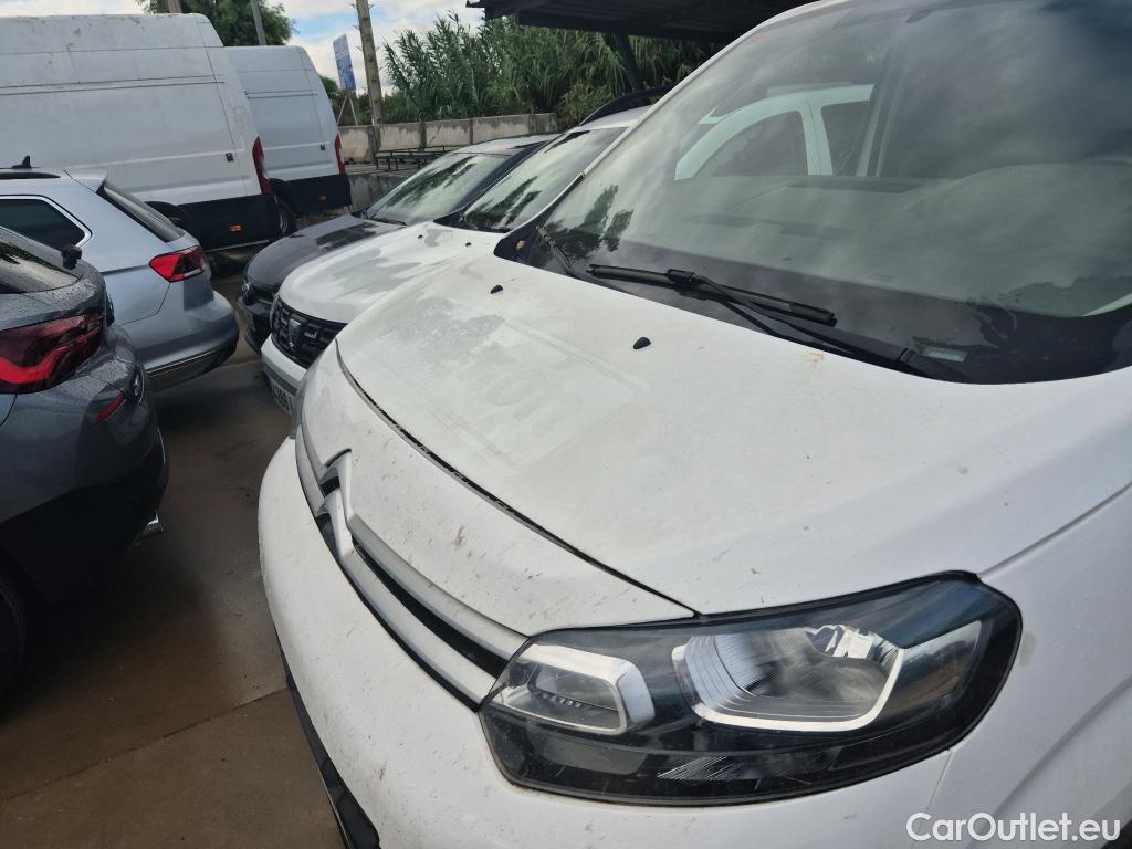  Citroen  Jumpy CITROEN  / 2016 / 4P / furgón Talla M BlueHDi 120 S&S 6v Control #20