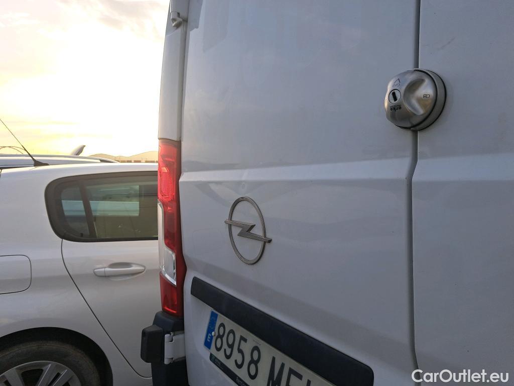  Opel  Movano OPEL  / 2021 / 4P / furgón Furgón Base L2H2 3.5T 2.2 BlueHDi 88kW #18