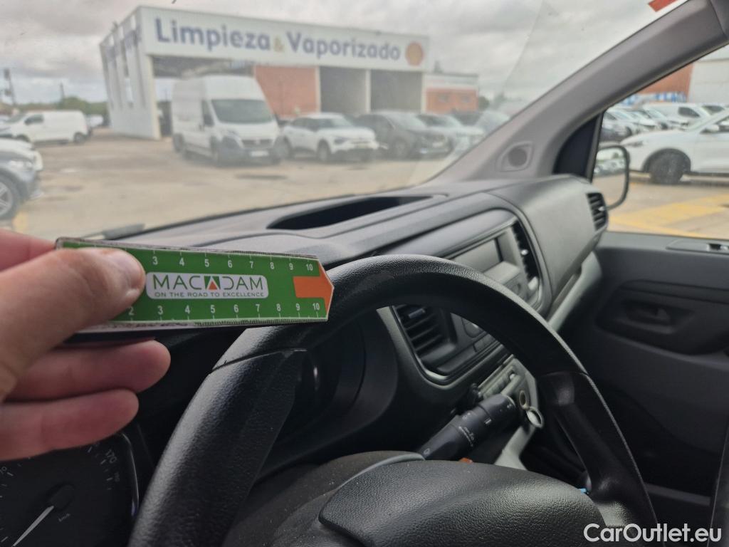  Citroen  Jumpy CITROEN  / 2016 / 4P / furgón Talla M BlueHDi 120 S&S 6v Control ---  Isotermo #34
