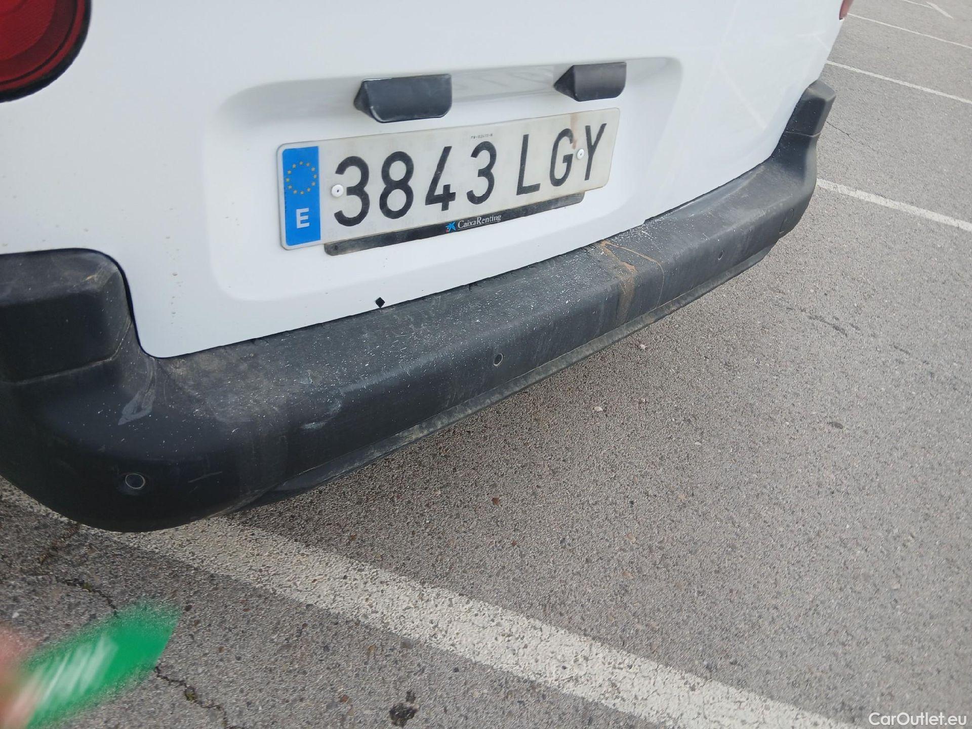  Citroen  Berlingo CITROEN  / 2018 / 3P / furgón derivado de turismo Talla M BlueHDi 100 CONTROL #25