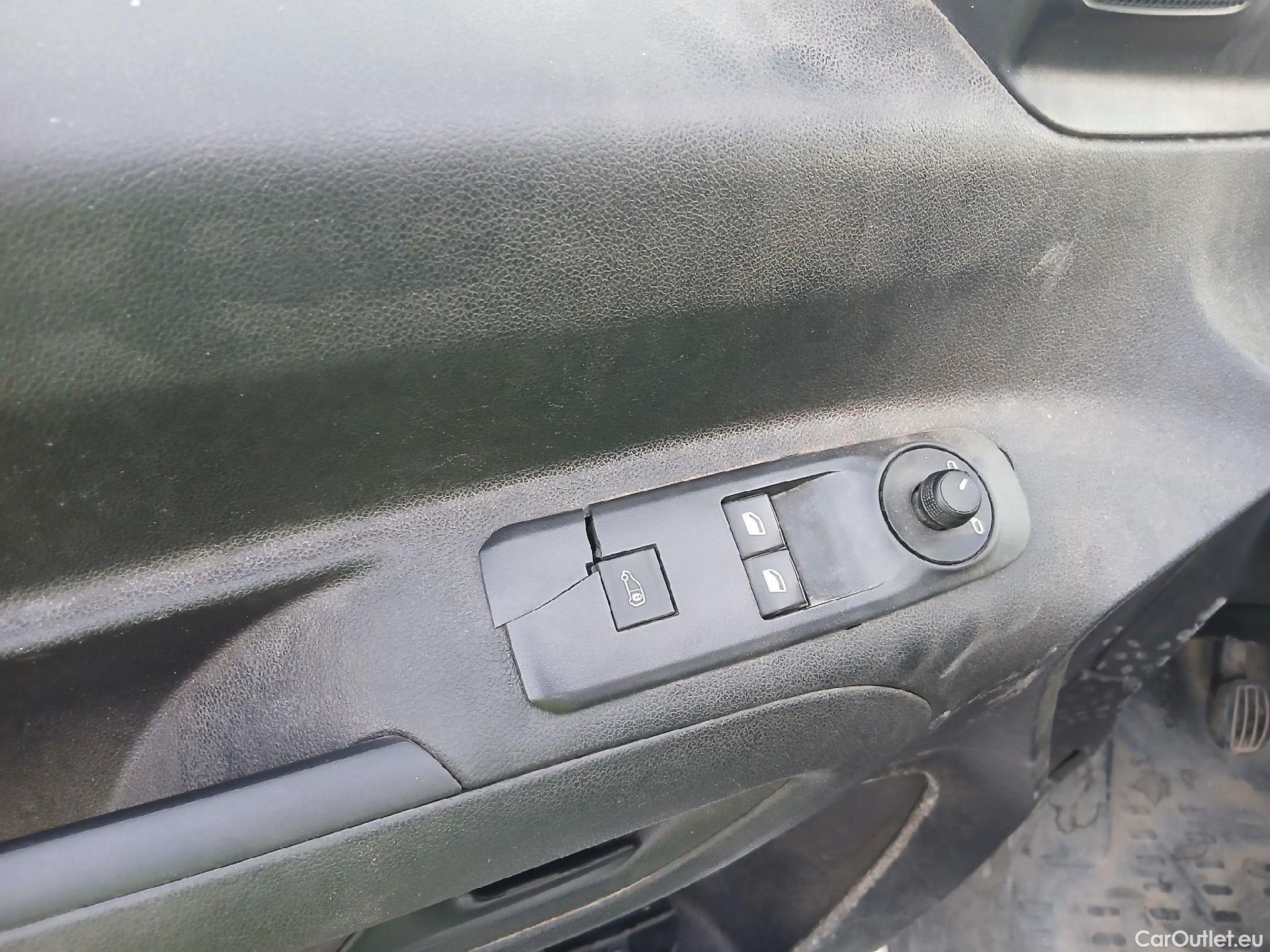  Citroen  Berlingo CITROEN  / 2018 / 3P / furgón derivado de turismo Talla M BlueHDi 100 CONTROL #10