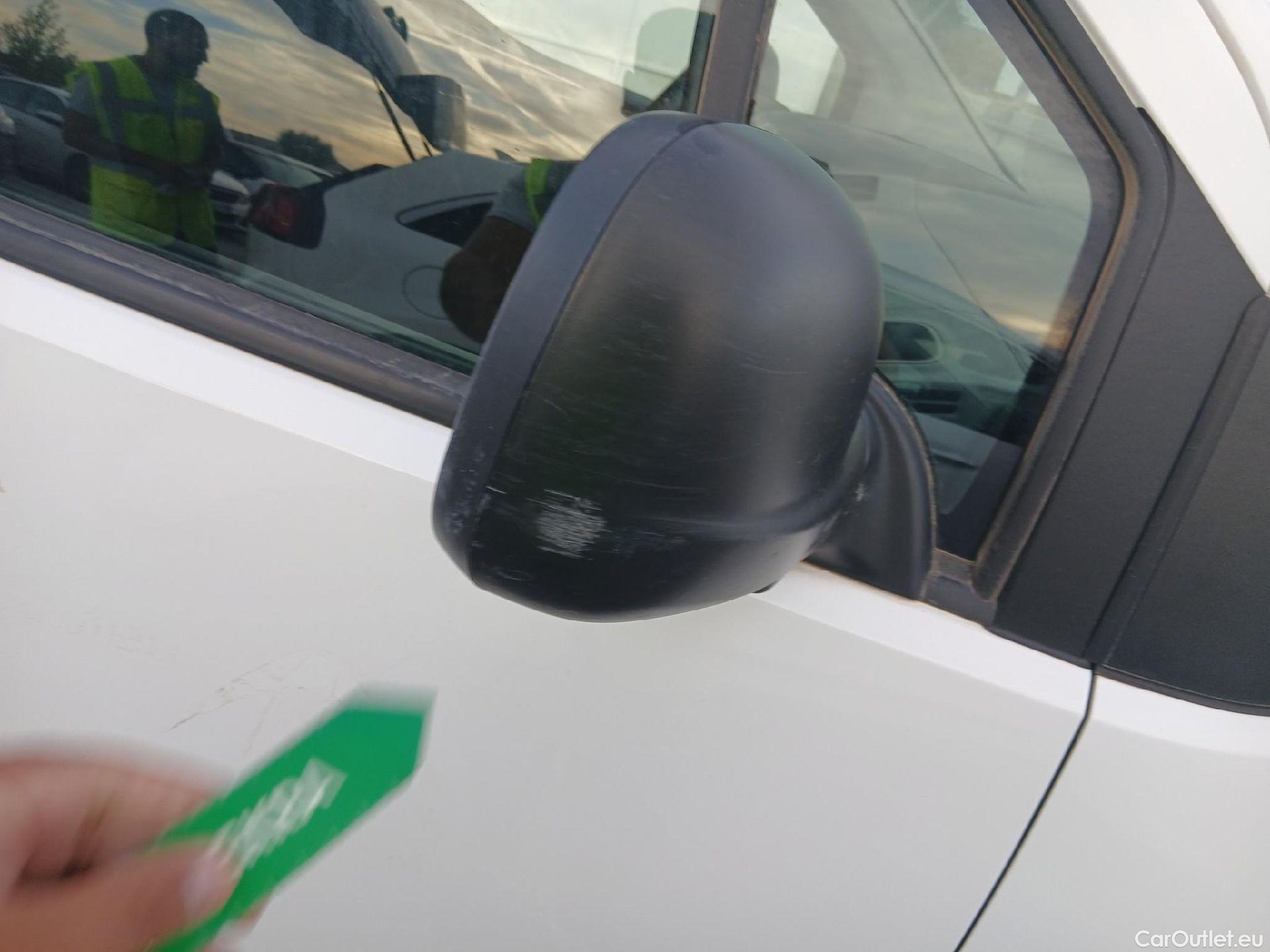  Citroen  Berlingo CITROEN  / 2018 / 3P / furgón derivado de turismo Talla M BlueHDi 100 CONTROL #39