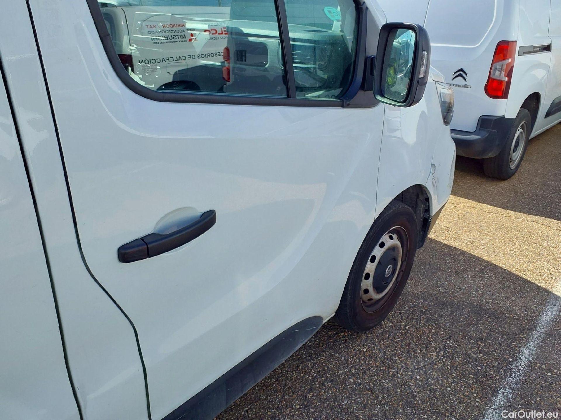  Nissan  Primastar NISSAN  / 2021 / 4P / furgón 2.0dCi 81kW (110CV) L1H1 1T Go #51