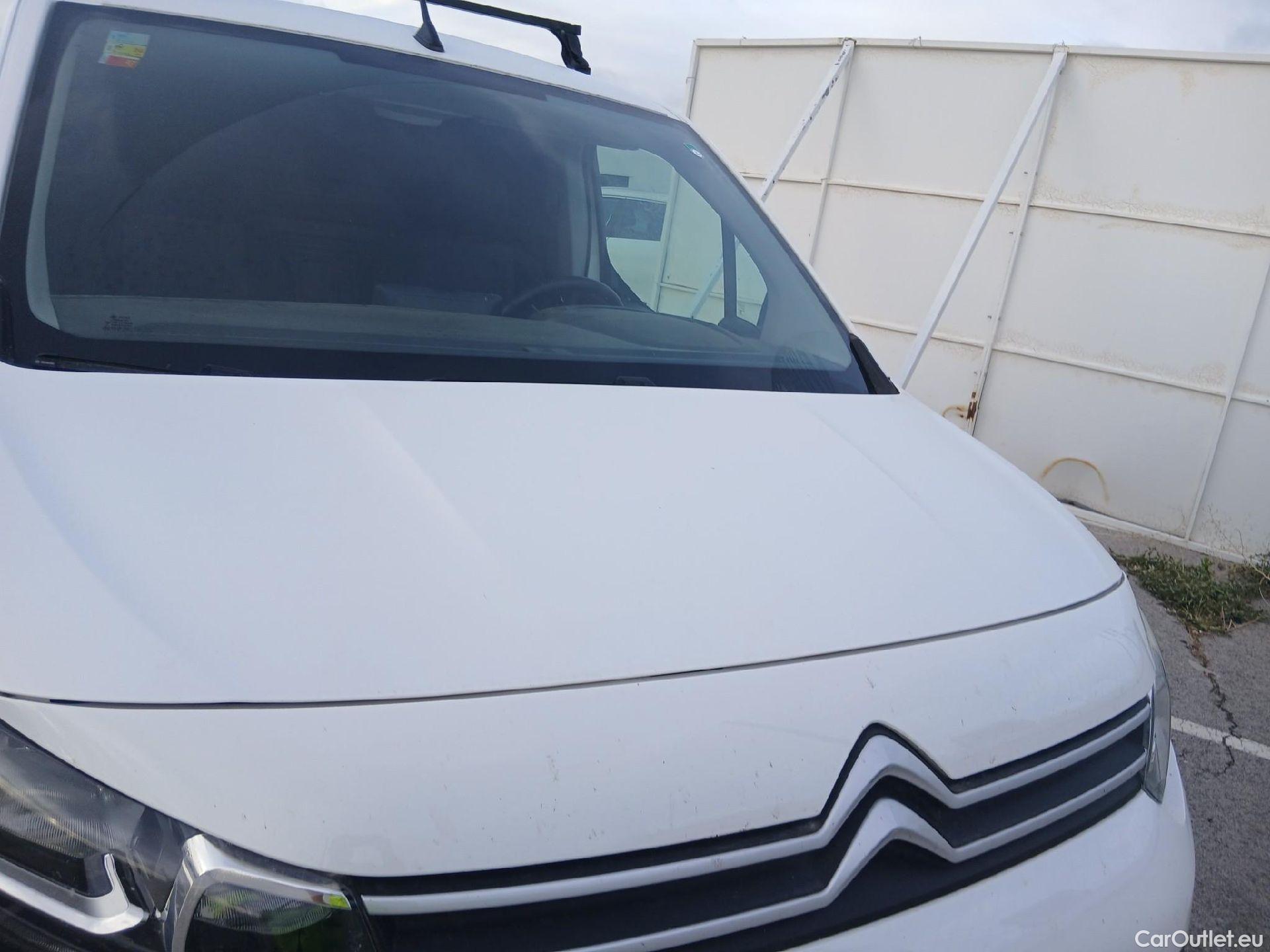  Citroen  Berlingo CITROEN  / 2018 / 3P / furgón derivado de turismo Talla M BlueHDi 100 CONTROL #13