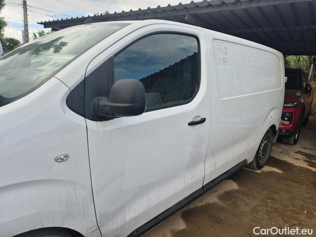 Citroen  Jumpy CITROEN  / 2016 / 4P / furgón Talla M BlueHDi 120 S&S 6v Control #19